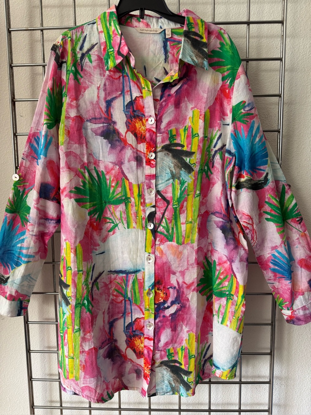 SOFT SURROUNDINGS Vibrant Tropical Button-Up Tunic Top/ Cover Up Shirt